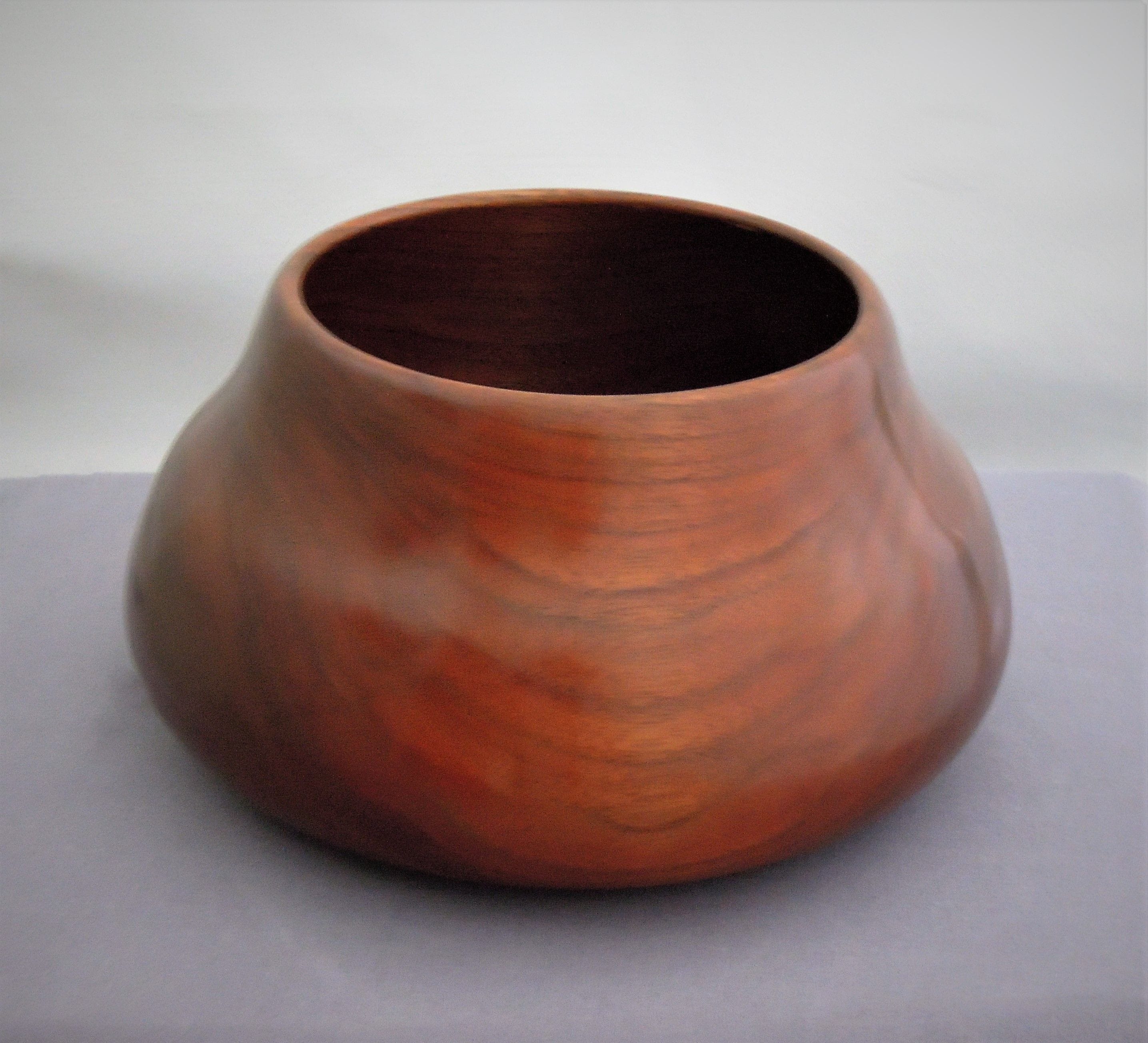 Made of English Walnut
4.5"H X 7.5"Dia.
Signed and #113